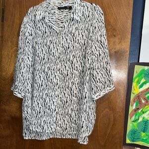 Blouse for women …Black and White Patterned ..by attention.. size 1X